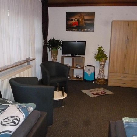 "Haus Ambiente" Apartment & Gaestehaus Brome - Modern, Zu Fairen Preisen Exterior foto